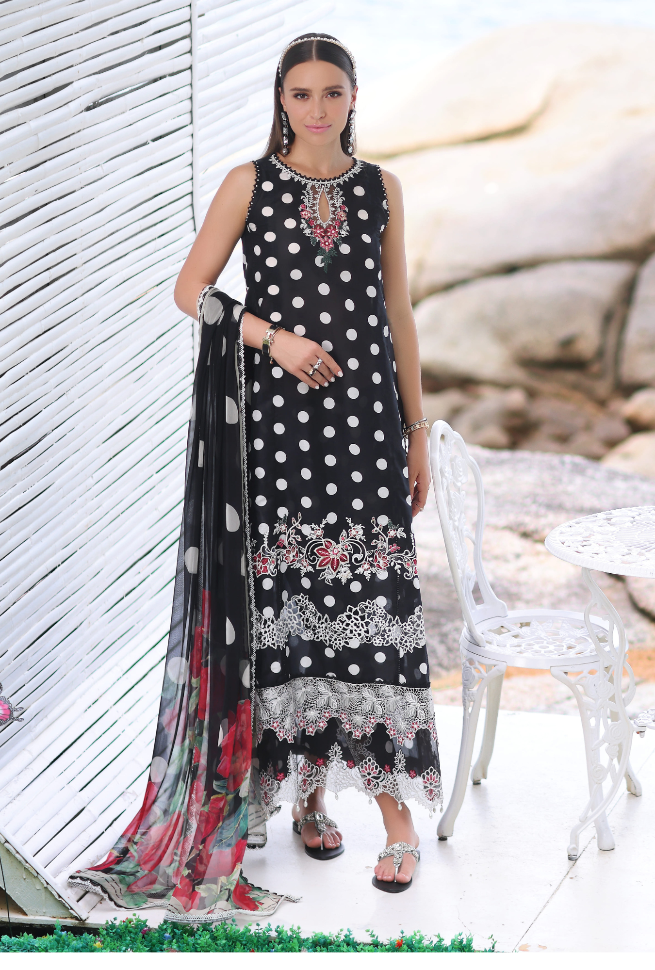 Noor by Saadia Asad Luxe Printkari Lawn 2024 | D6-A - Mirha Fashion
