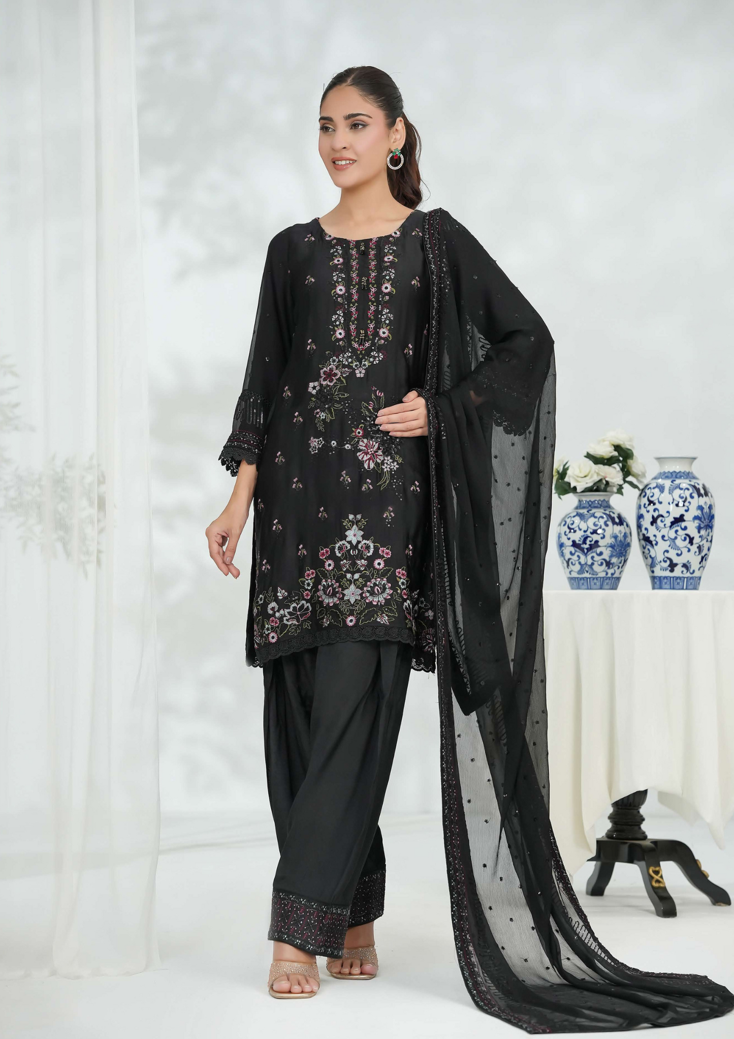 Shanse Silk Embroidered 3PCS Ready-to-Wear Farshi Shalwar | Black