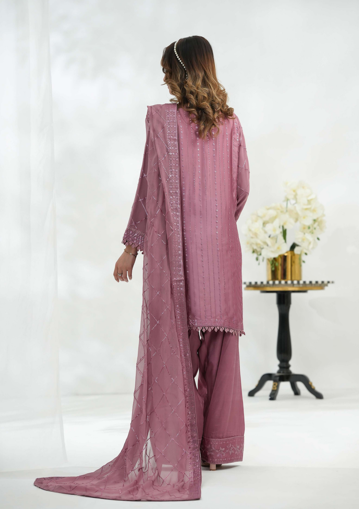 Shanse Silk Embroidered 3PCS Ready-to-Wear Farshi Shalwar | Tea Pink
