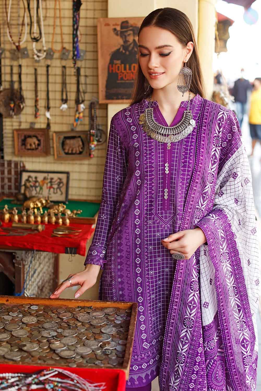 Gul Ahmed Printed Unstitched Lawn 2-piece | TL-22029A