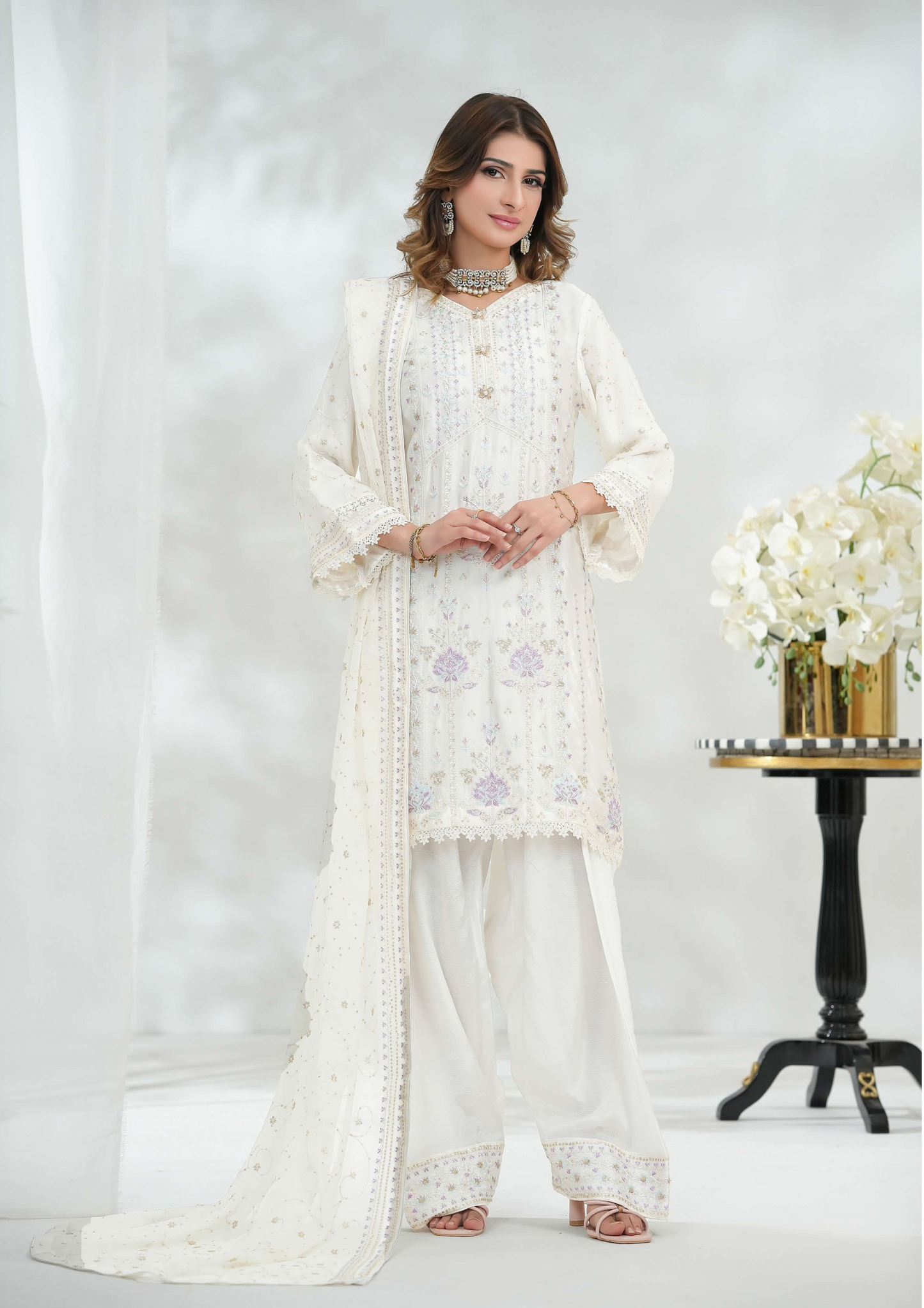 Shanse Silk Embroidered 3PCS Ready-to-Wear Farshi Shalwar | White