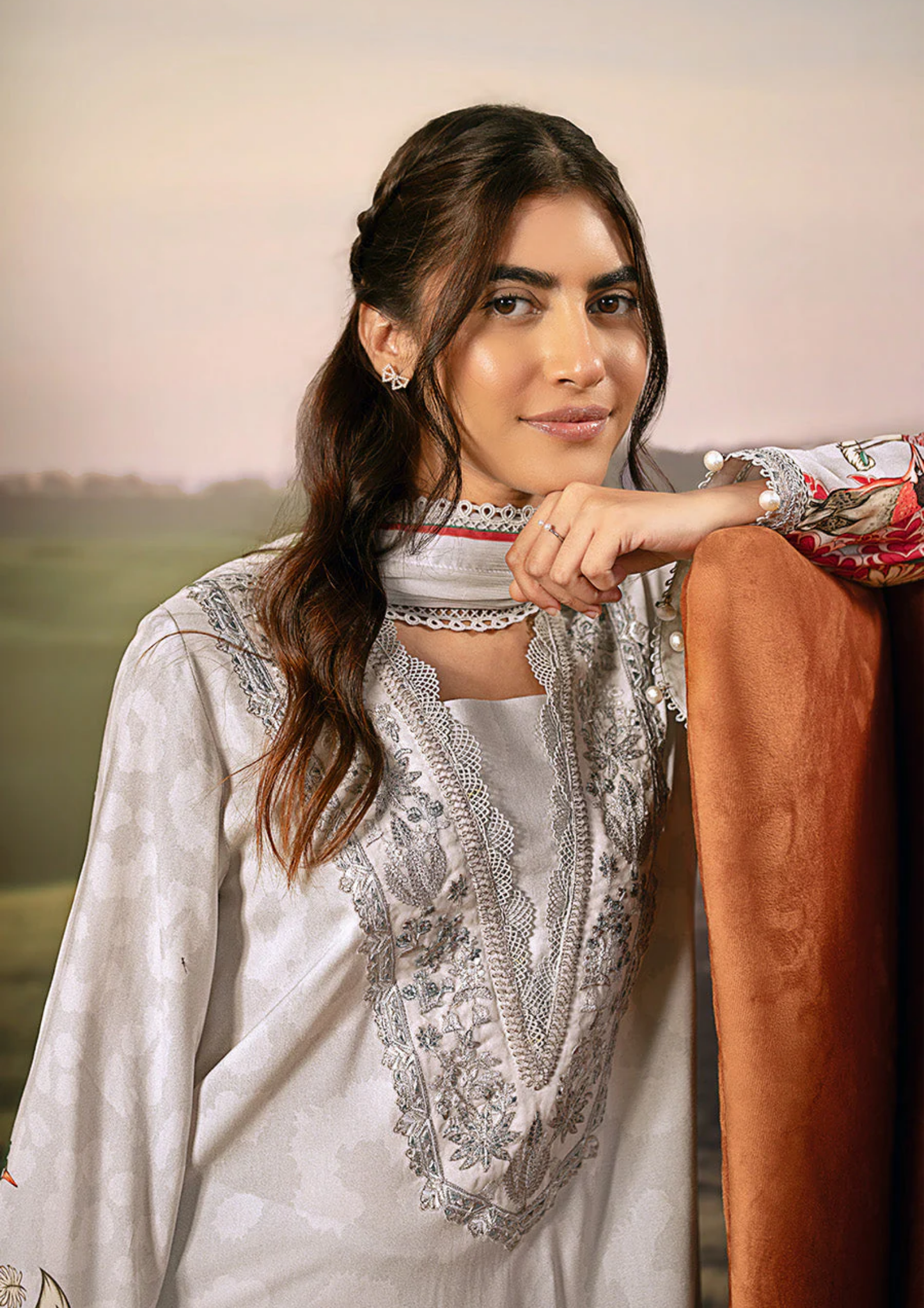 Maria B. MBasic Fall 2025 Collection β 3 Piece Unstitched Suit | 05A