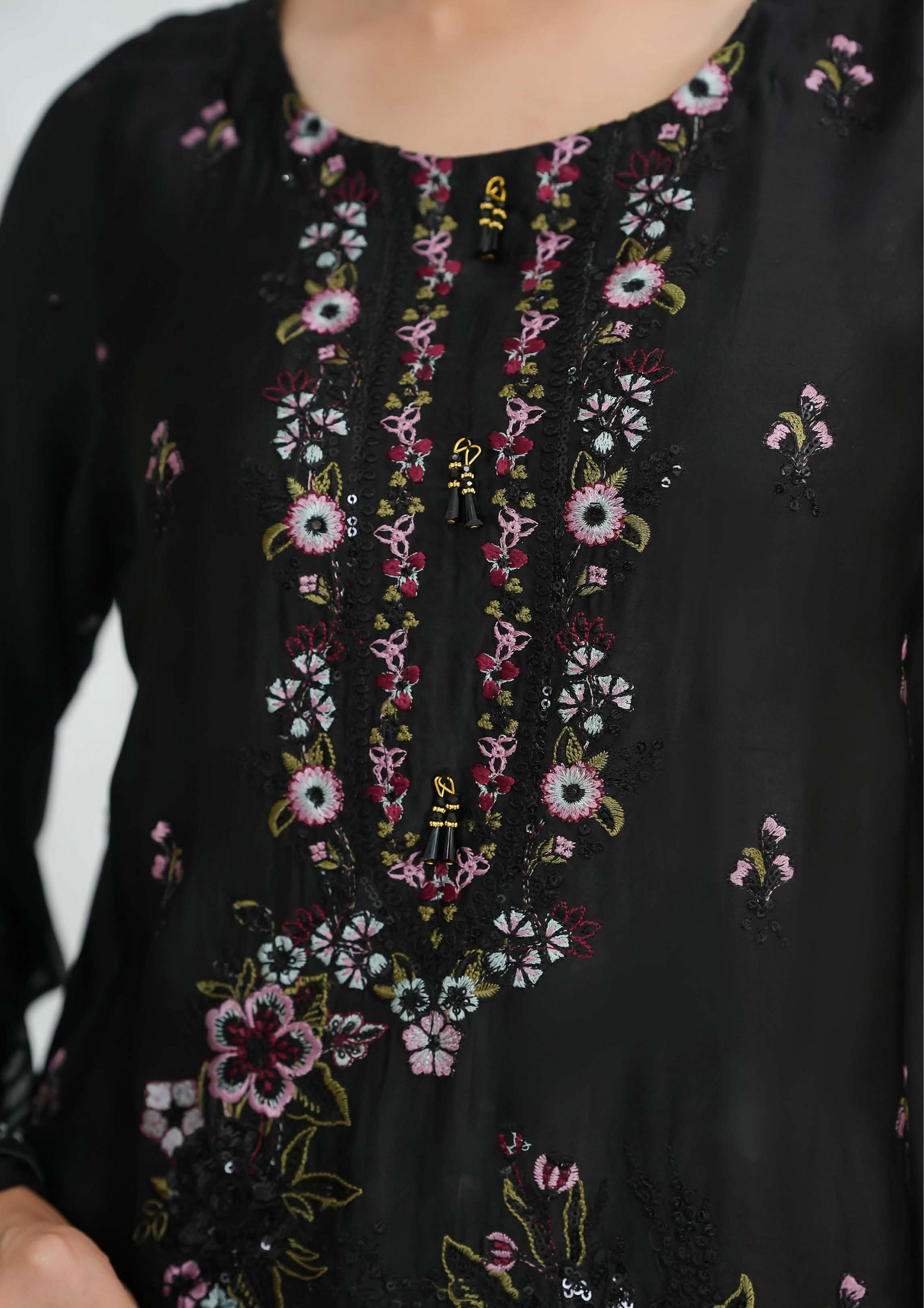 Shanse Silk Embroidered 3PCS Ready-to-Wear Farshi Shalwar | Black