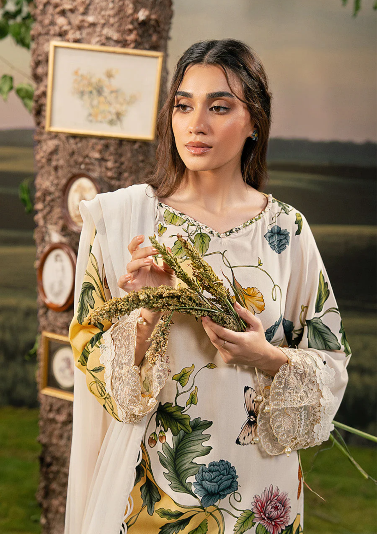 Maria B. MBasic Fall 2025 Collection – 3 Piece Unstitched Suit | 07A