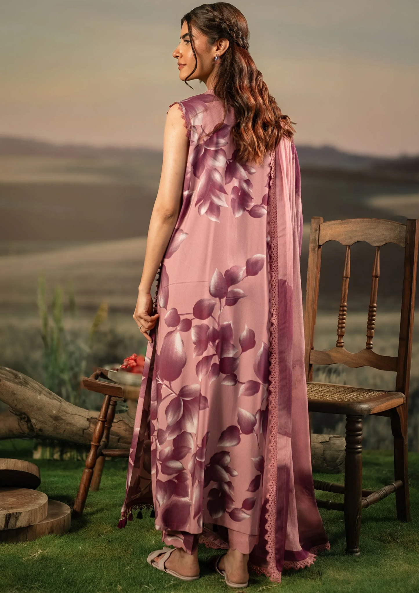 Maria B. MBasic Fall 2025 Collection β 3 Piece Unstitched Suit | 01A
