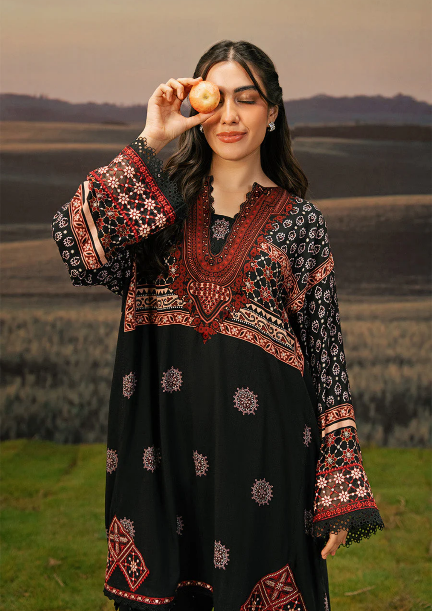 Maria B. MBasic Fall 2025 Collection β 3 Piece Unstitched Suit | 09A