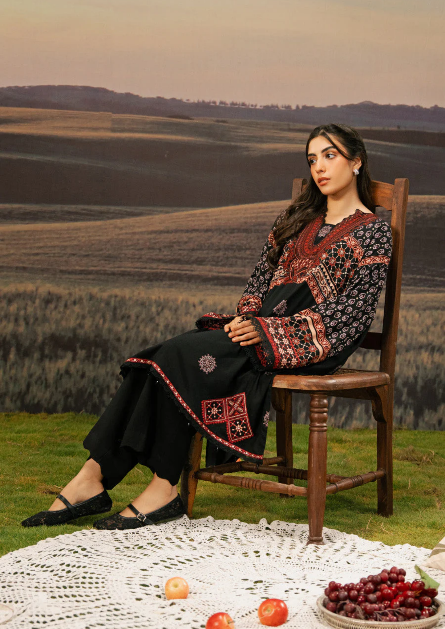 Maria B. MBasic Fall 2025 Collection β 3 Piece Unstitched Suit | 09A