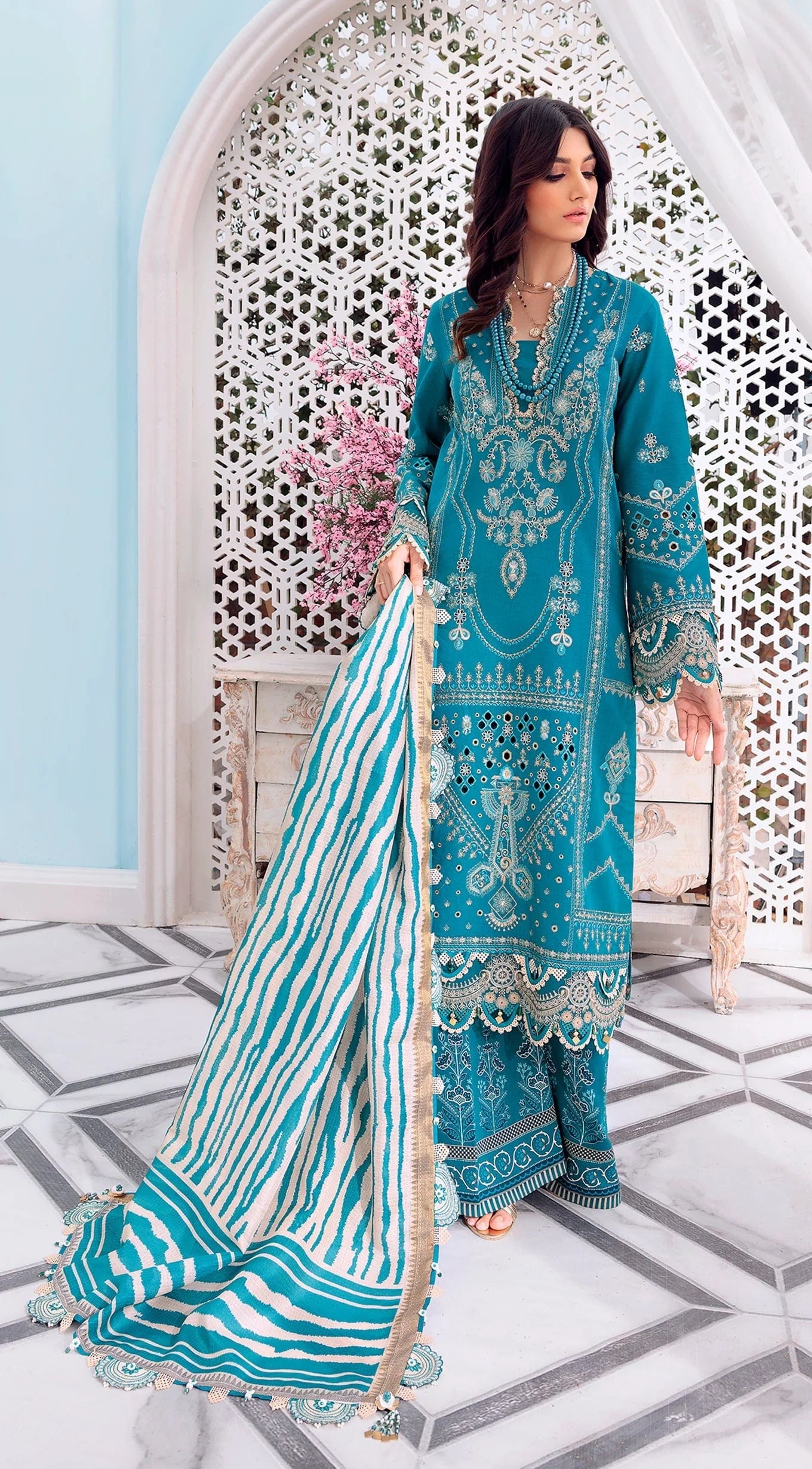 Anaya By Kiran Chaudhry Afsana Luxury Festive Lawn | Darakhshan