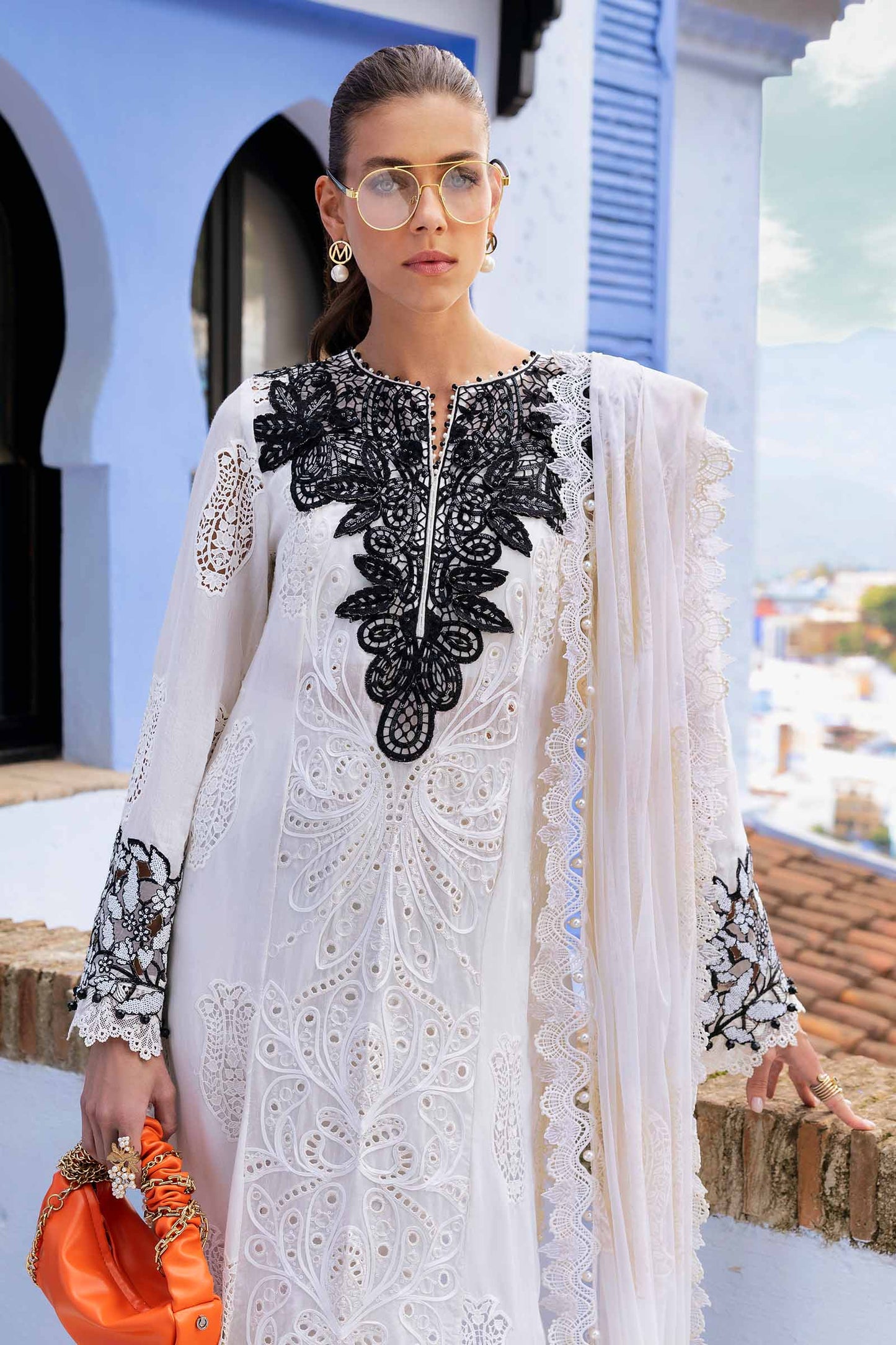 Maria B. Embroidered Paper Cotton Suit 2025| D-2505-A
