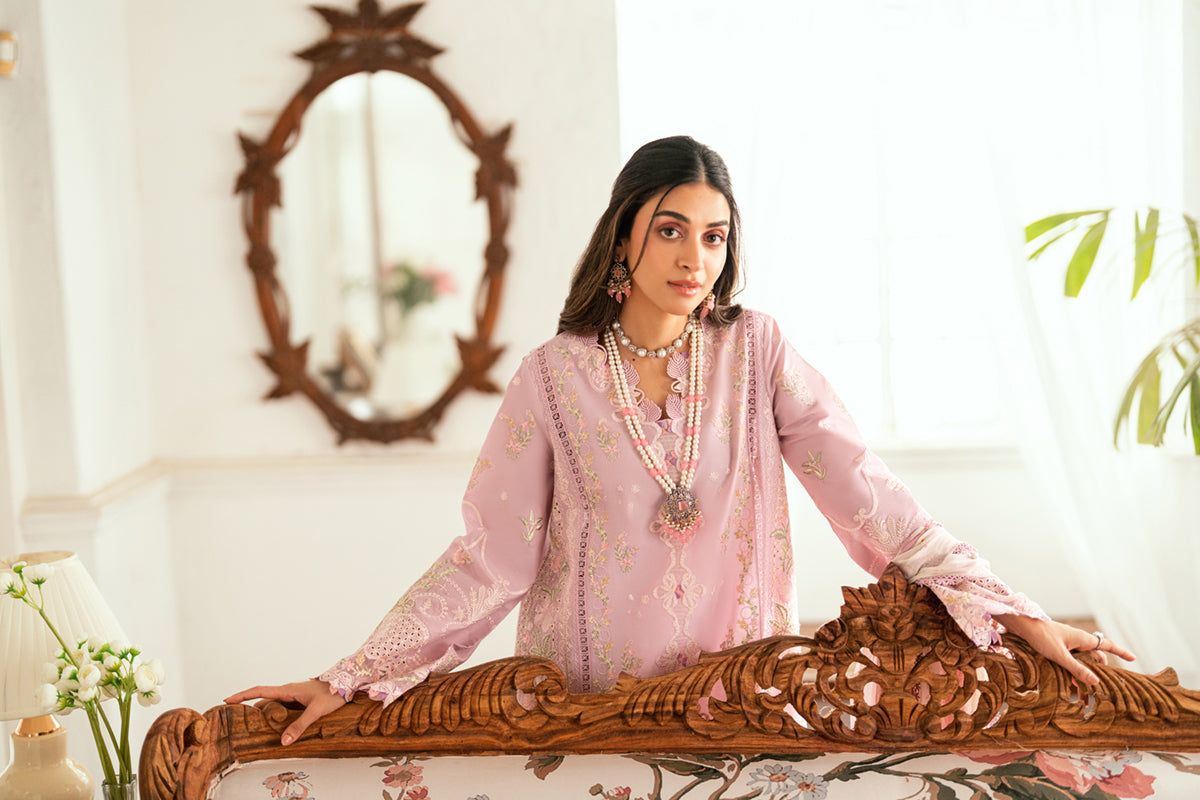 Qalamkar Luxury Lawn 2025 - 3pc Unstitched | Komal