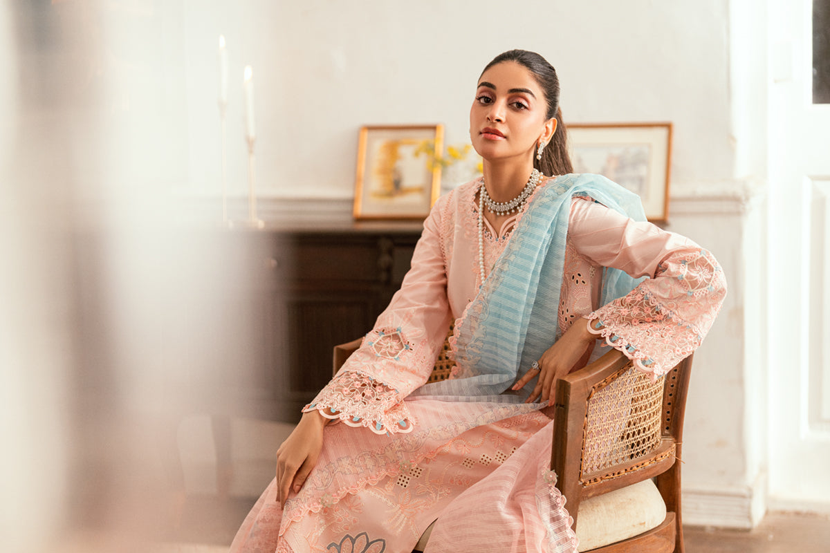 Qalamkar Luxury Lawn 2025 - 3pc Unstitched | Aleeza