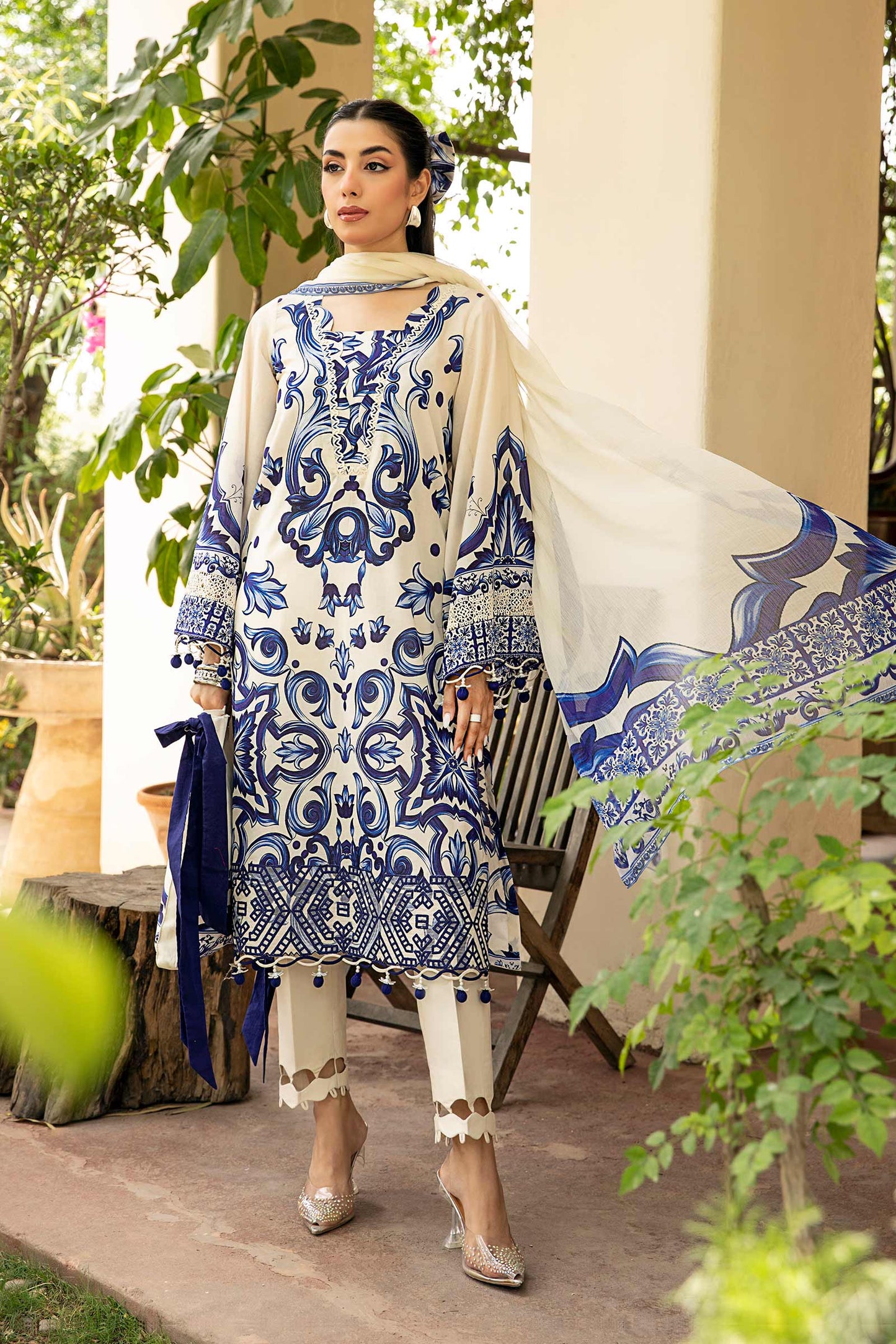 Maria B Mbasic 3 Pc Unstitched Embroidered Lawn Suit | MB-4A