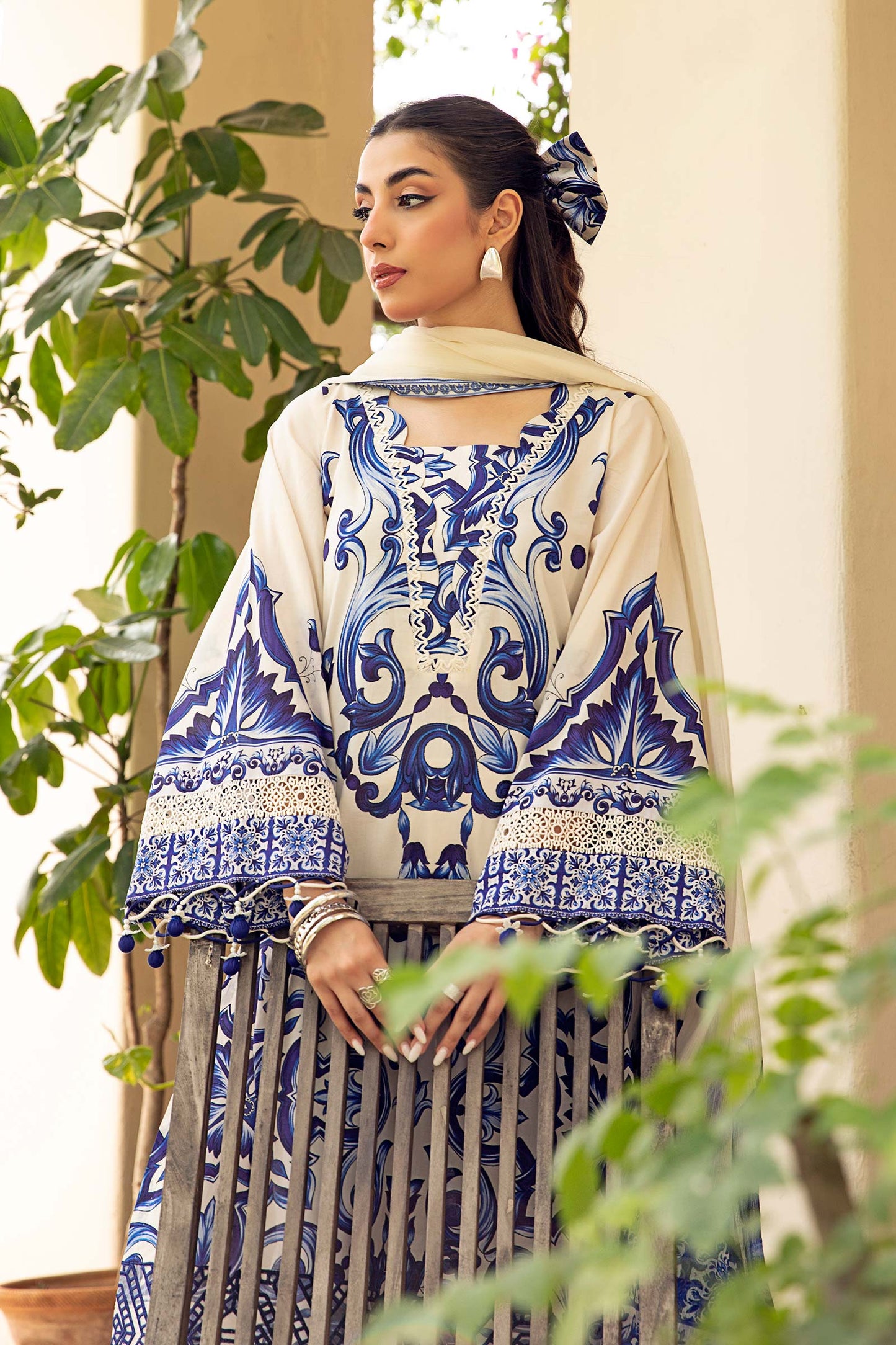 Maria B Mbasic 3 Pc Unstitched Embroidered Lawn Suit | MB-4A