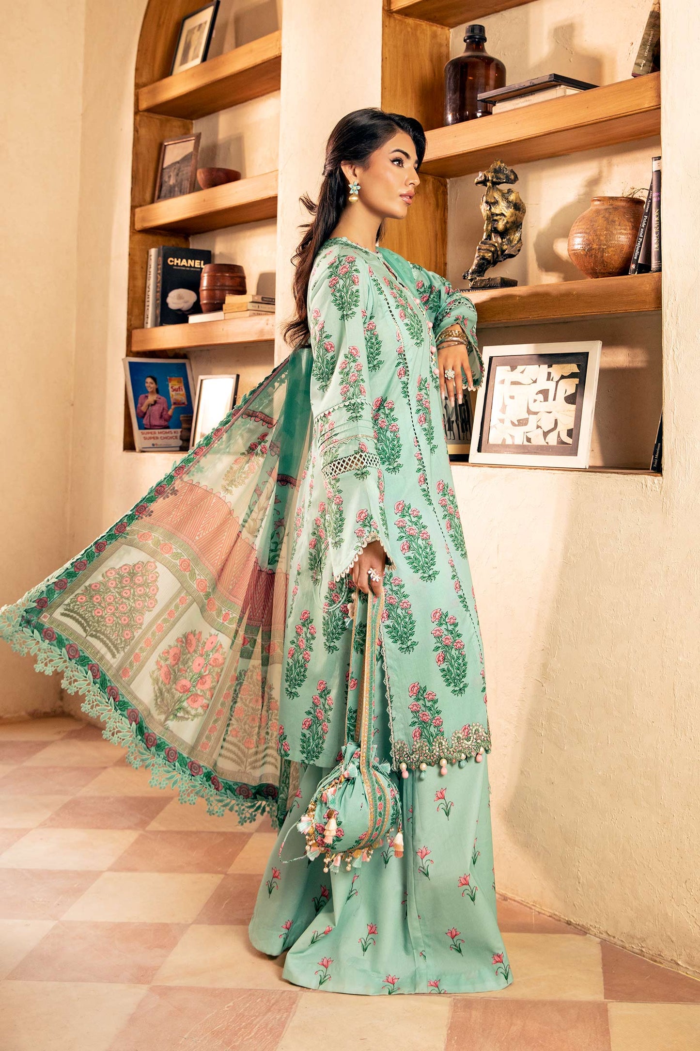 Maria B Mbasic 3 Pc Unstitched Embroidered Lawn Suit | MB-8B