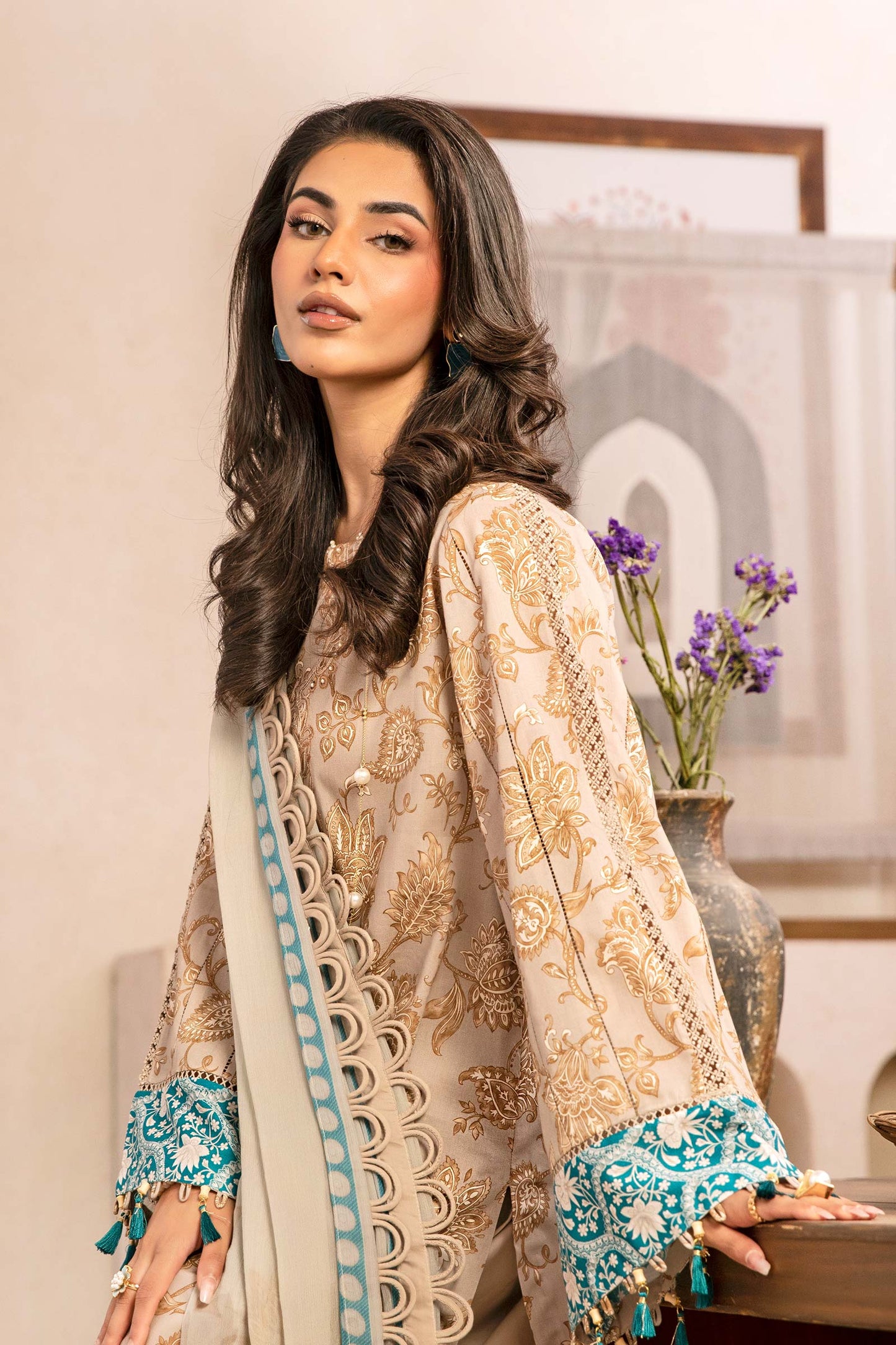Maria B Mbasic 3 Pc Unstitched Embroidered Slub Lawn Suit | MB-9B