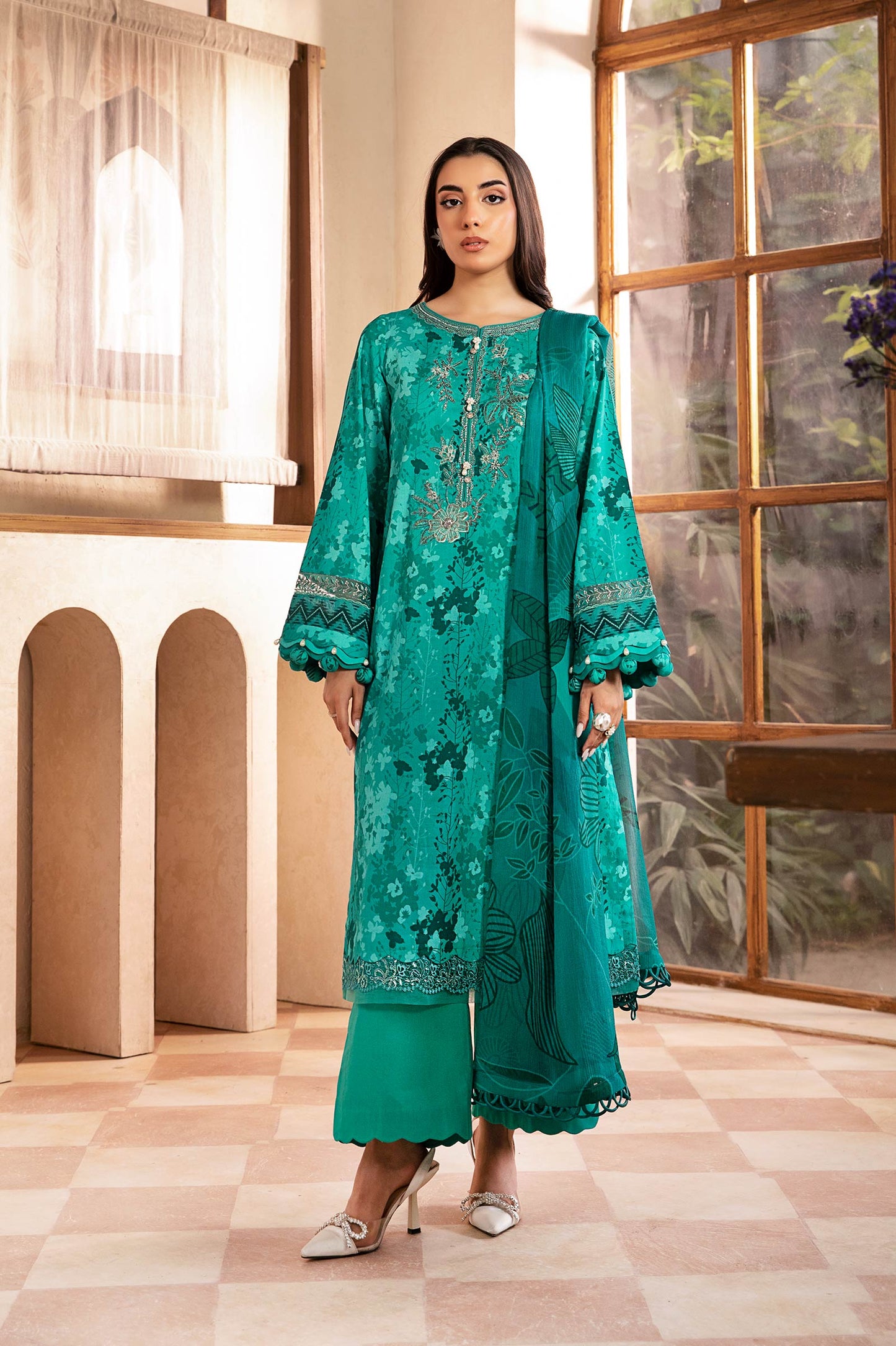 Maria B Mbasic 3 Pc Unstitched Embroidered Slub Lawn Suit | MB-CUS25-910A