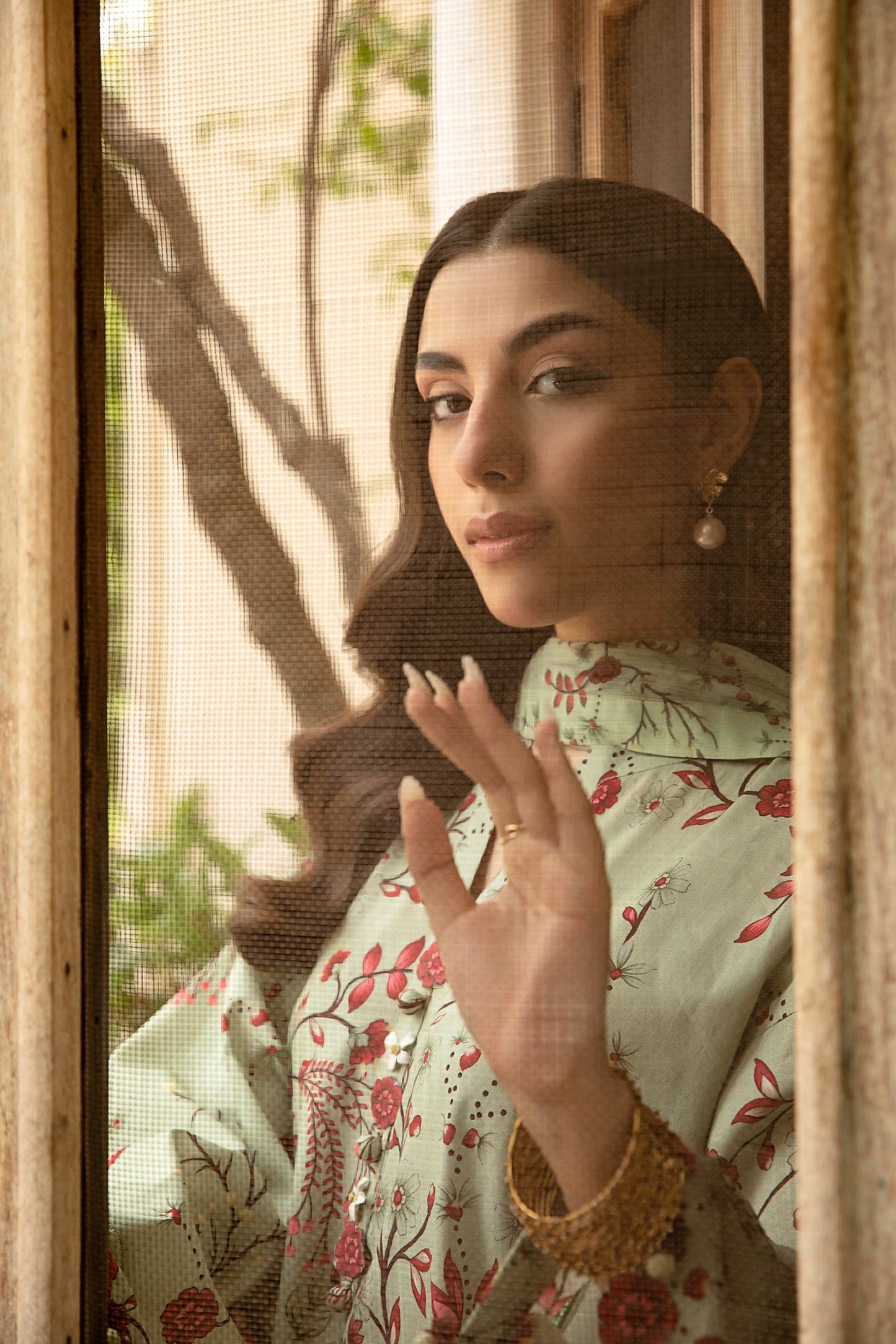 Maria B Mbasic 3 Pc Unstitched Embroidered Slub Lawn Suit | MB-CUS25-912B