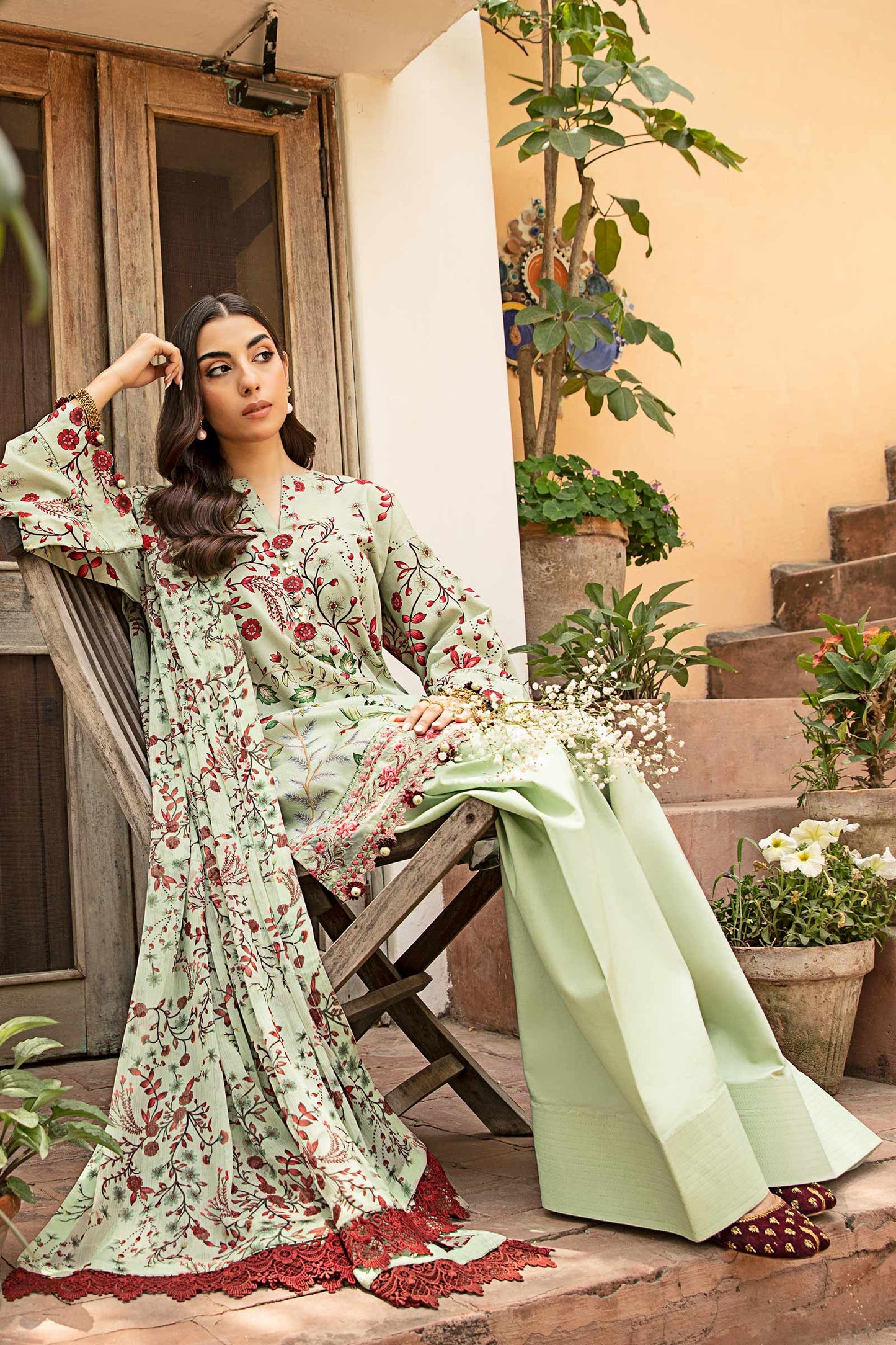 Maria B Mbasic 3 Pc Unstitched Embroidered Slub Lawn Suit | MB-CUS25-912B