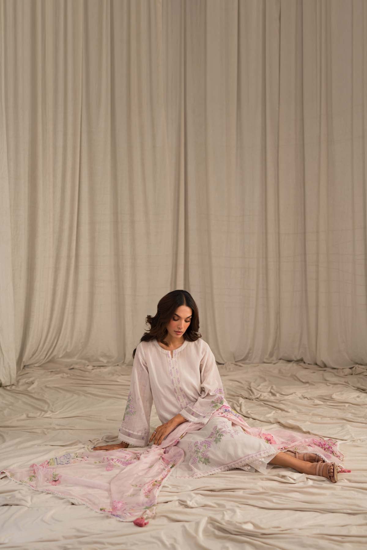 MIrage by Sahar Luxury Lawn | S24-ES-05
