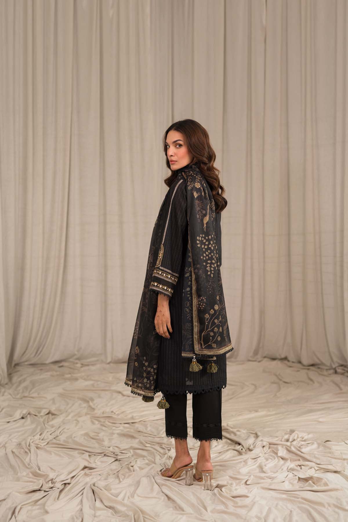 MIrage by Sahar Luxury Lawn | S24-TL-02