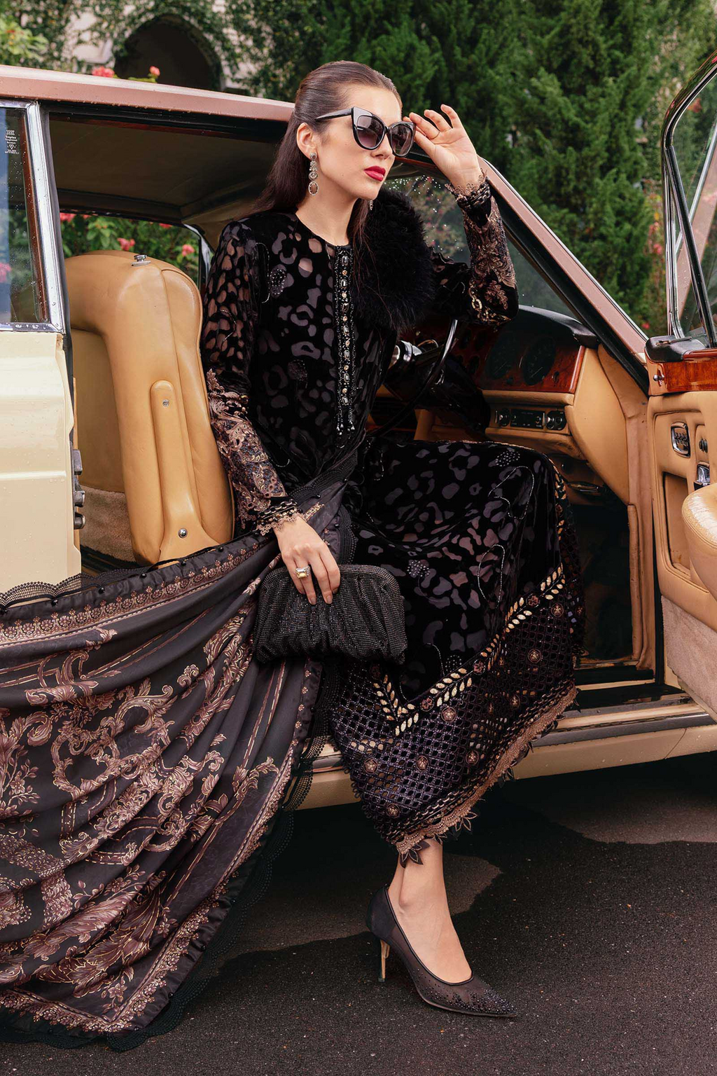 Maria B Winter Luxe 3PCS Unstitched Vol-13 2025 | D1