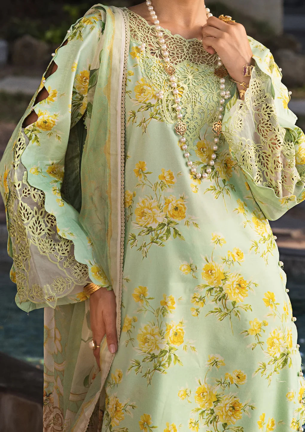 Elaf Signature Embroidered Lawn Collection | ESL-06B MAJESTIC NOVA - Mirha Fashion