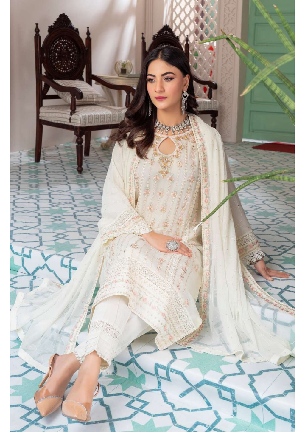 Agha Noor Shehnai Chiffon Ready to Wear Handwork Collection 25 | White - Mirha Fashion