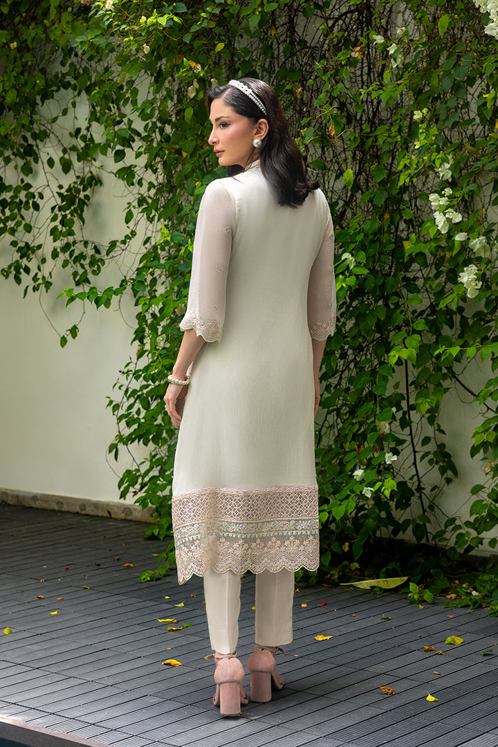Manahil Lakhani Luminara Unstitched Chiffon Collection |Ivory