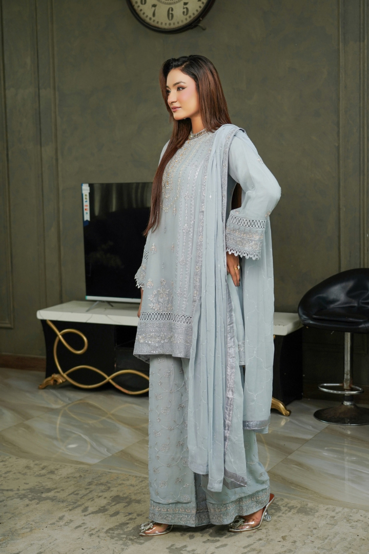 Agha Noor Shein Chiffon Ready to Wear Collection 2026 | Light Grey