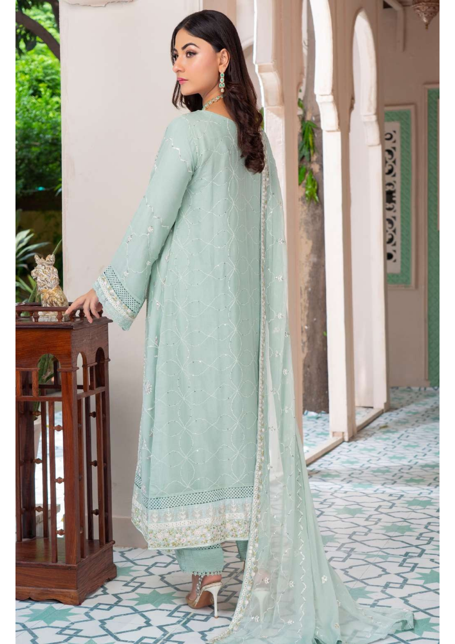 Agha Noor Shehnai Chiffon Ready to Wear Handwork Collection 25 | Pale Green