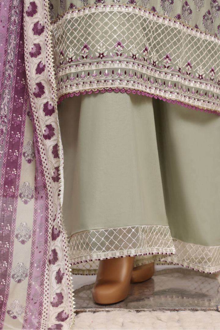 Sadabahar Regal Festive Emb Lawn Vol-3 Ready to Wear Collection | Light Green