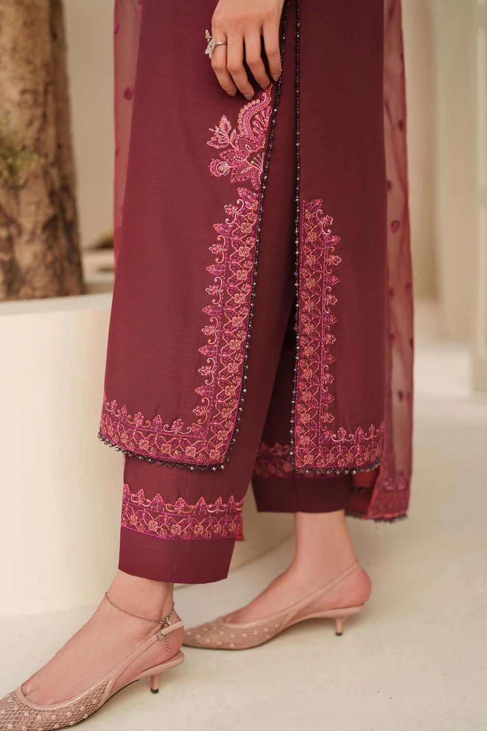 Zarif Exclusive Tabeer the Silk Edit Unstitched Collection 2026 | 01 MALIKA - Mirha Fashion