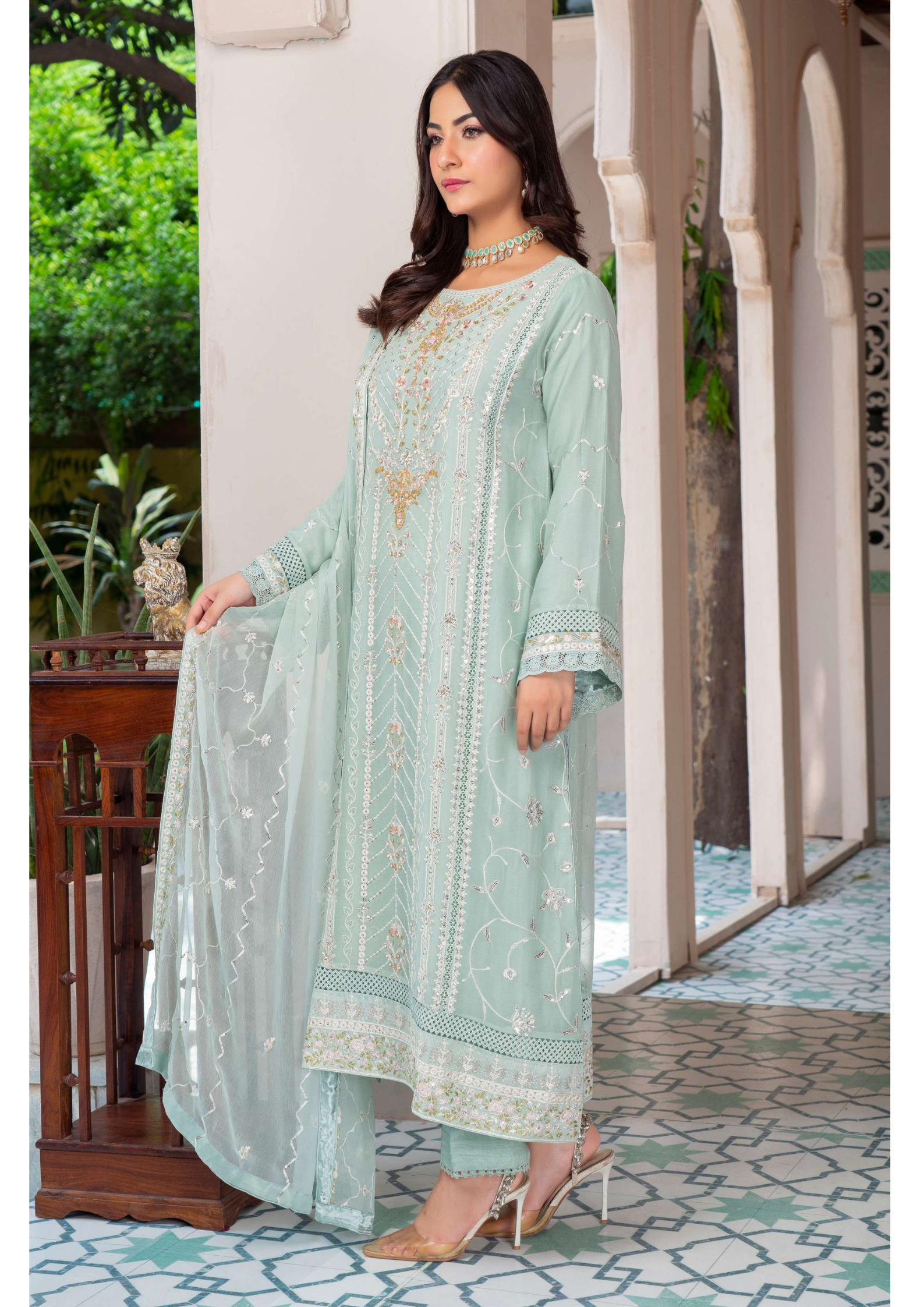 Agha Noor Shehnai Chiffon Ready to Wear Handwork Collection 25 | Pale Green