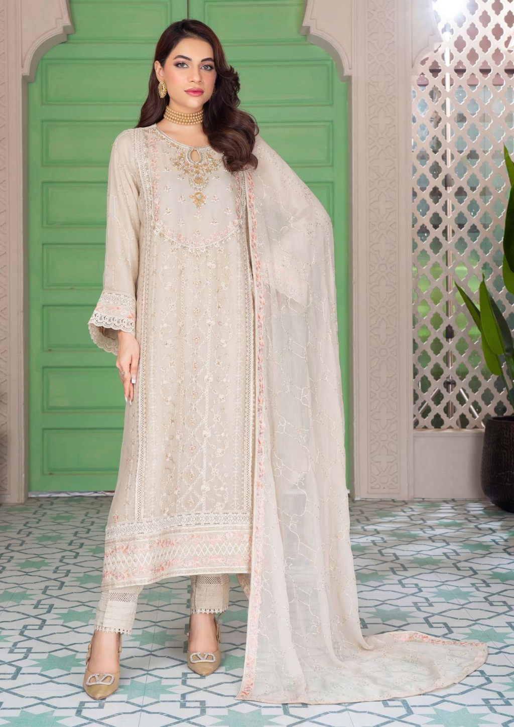 Agha Noor Shehnai Chiffon Ready to Wear Handwork Collection 25 | Beige