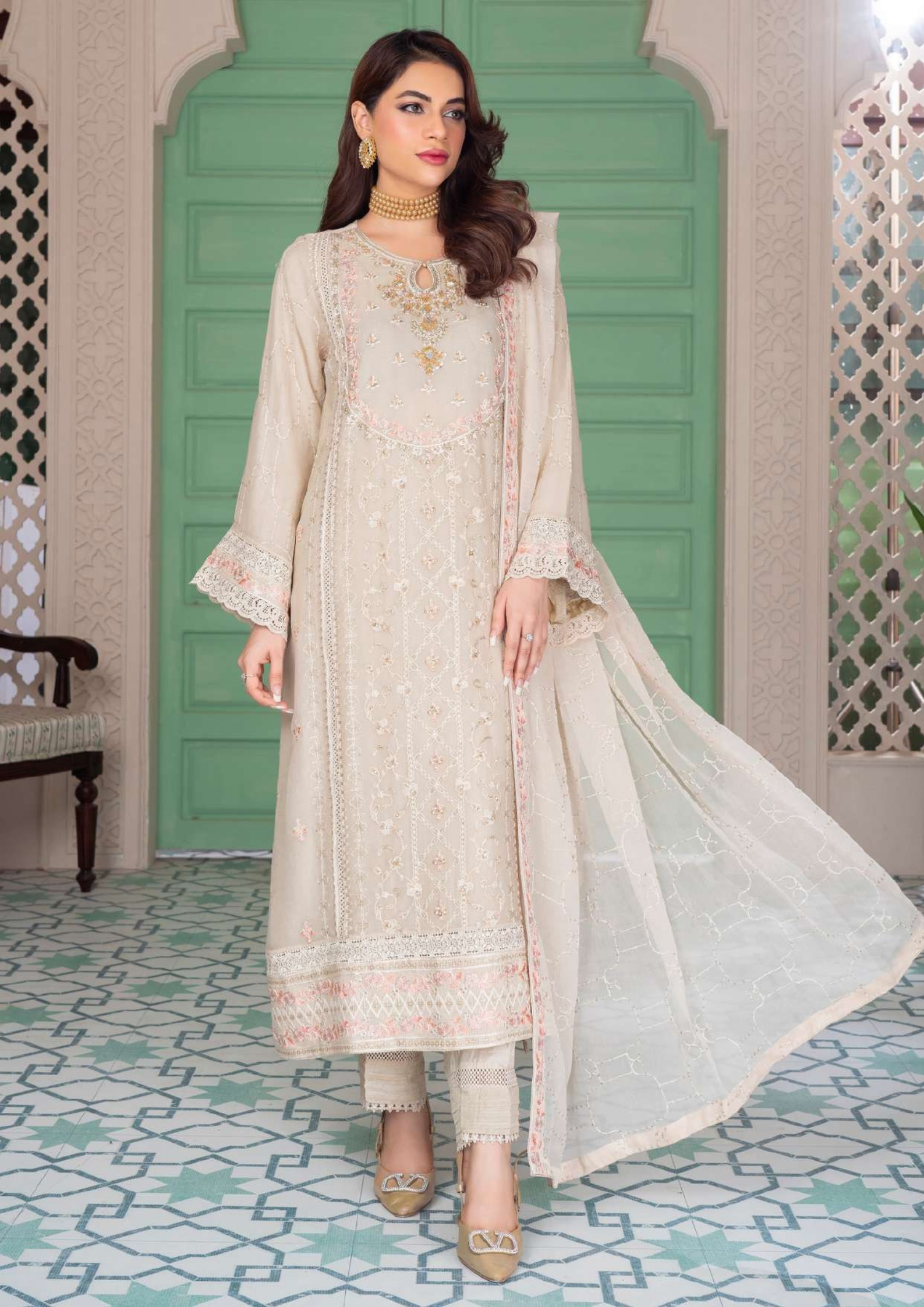 Agha Noor Shehnai Chiffon Ready to Wear Handwork Collection 25 | Beige