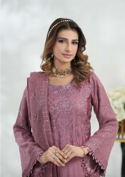 Shanse Silk Embroidered 3PCS Ready-to-Wear Farshi Shalwar | Tea Pink