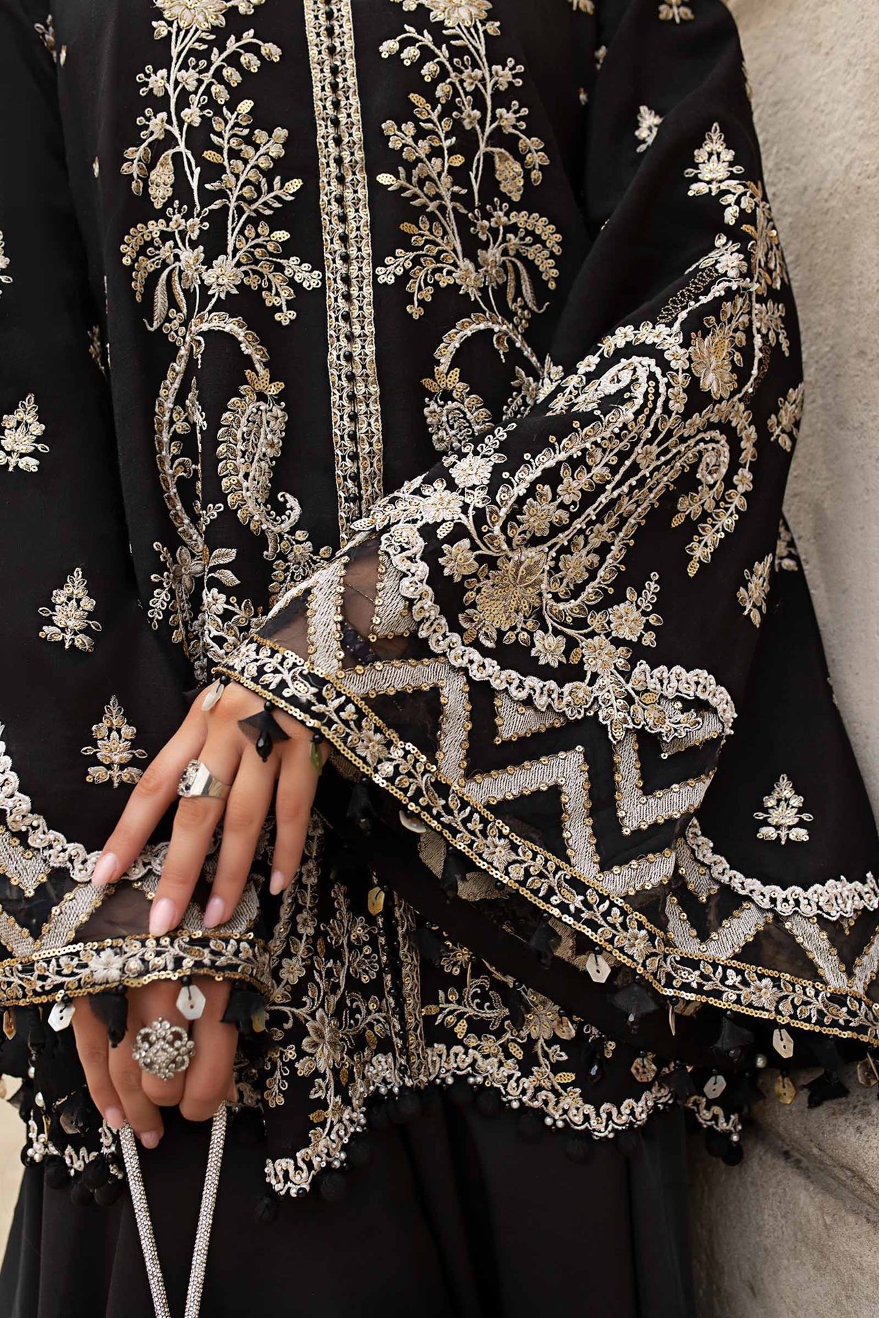 Maria B Soiree 3PCS Unstitched Formals V-01 2025 | D3
