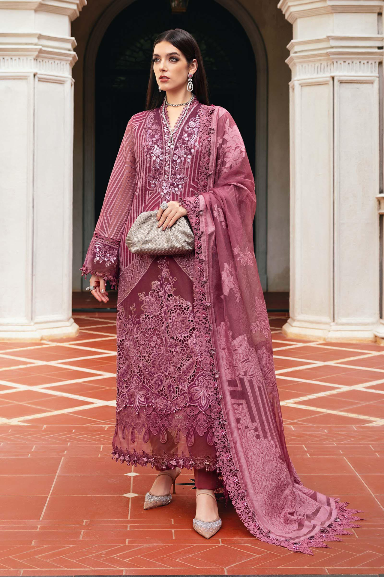 Maria B Winter Luxe 3PCS Unstitched Vol-13 2025 | D4 - Mirha Fashion
