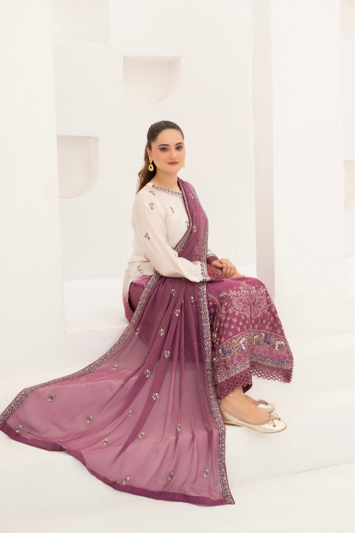 Shaanse Luxury Ombre Silk Ready to Wear Collection 2026 | Off White