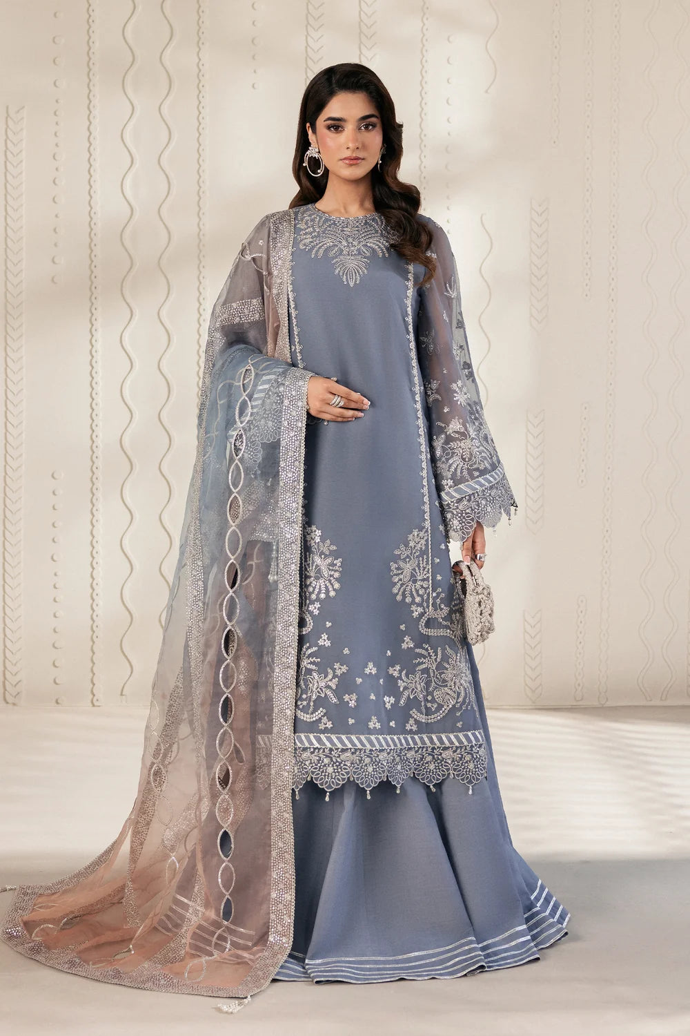 Zarif Bayaan Luxury Chiffon Unstitched Collection | D05 NILMAH