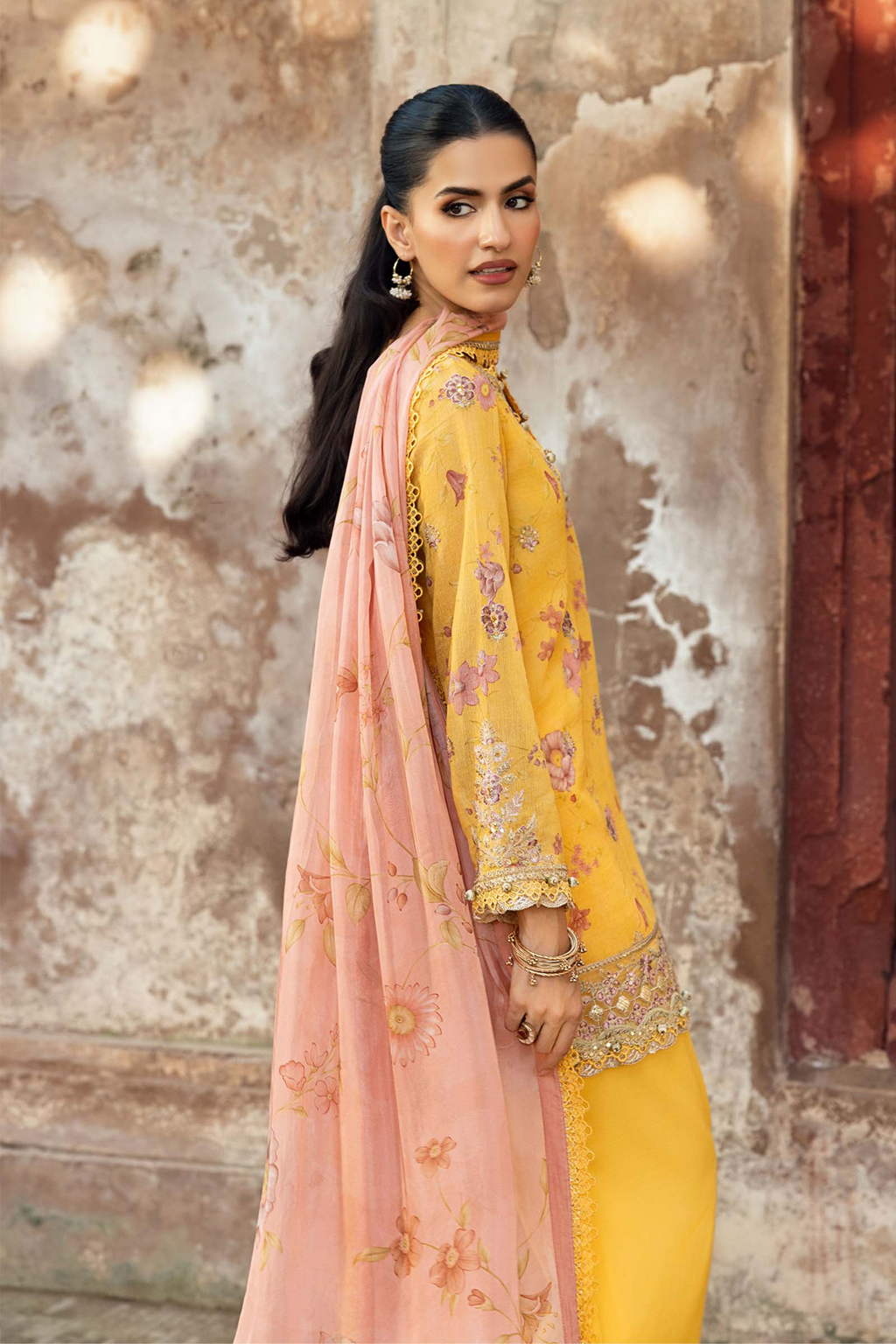 Maria B Mbasic Winter Festive 3PCS Unstitched Collection 2025 | D4