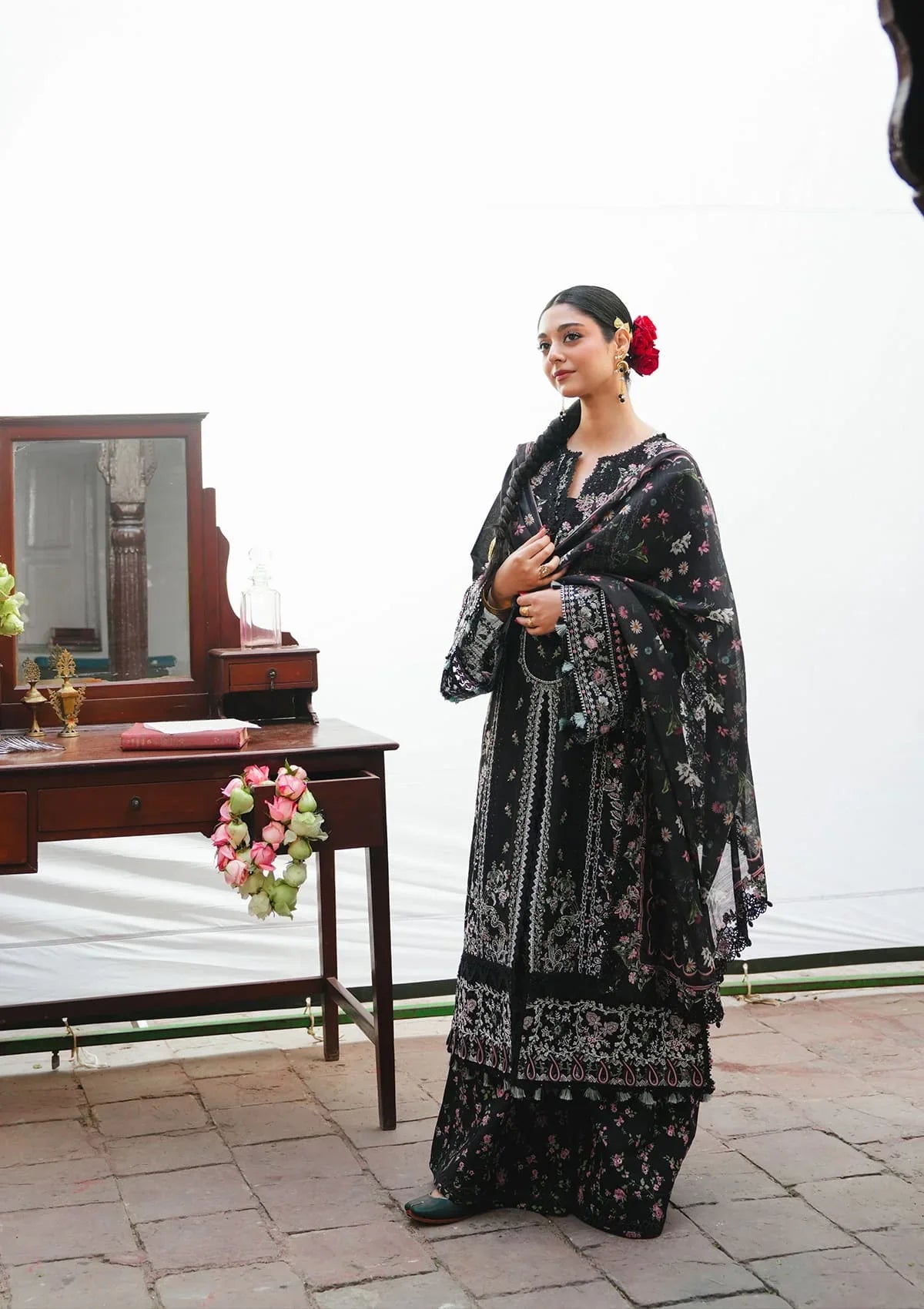 KAHF Ek Fasana Luxury Lawn Unstitched Collection 2026 | KLB-3B SIYAARA - Mirha Fashion