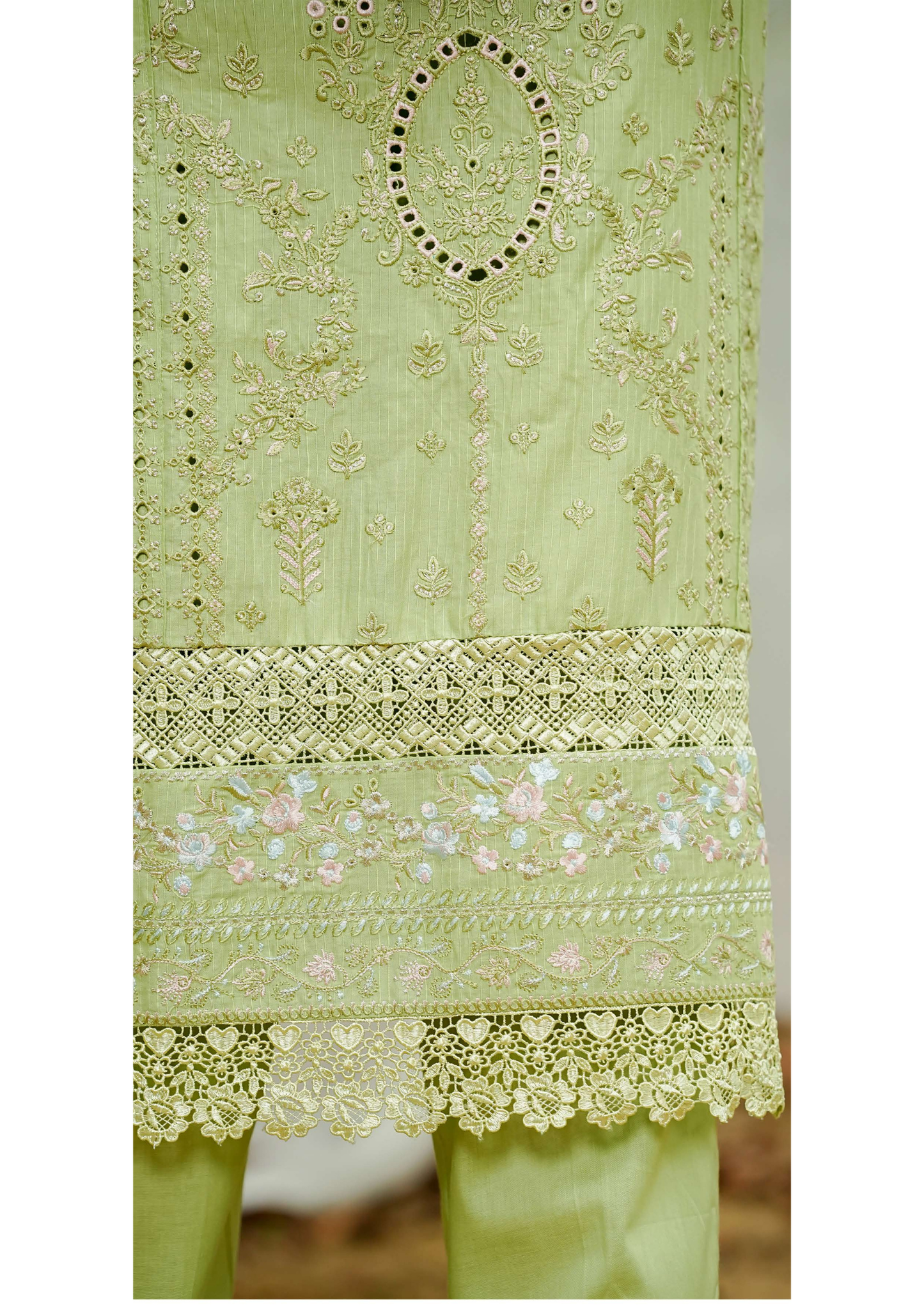 Agha Noor Cotton Ready To Wear Collection Ronak 2025 | Green