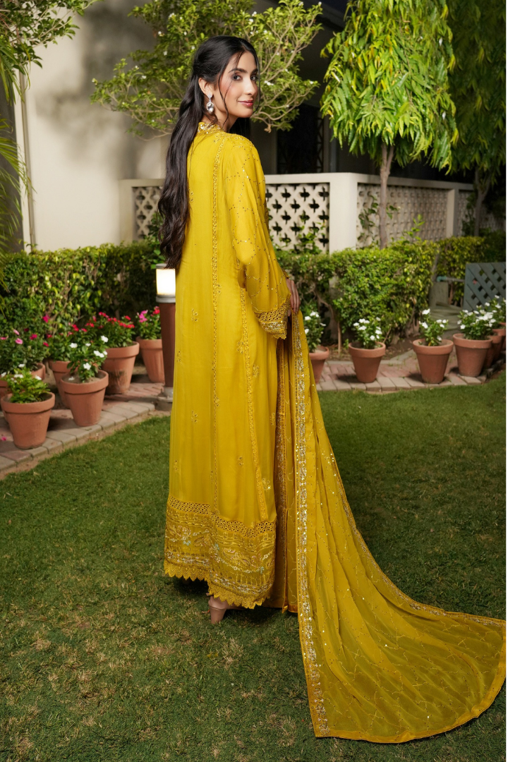 Agha Noor Luxury Gowns Afsanay Ready to Wear Collection | Yellow