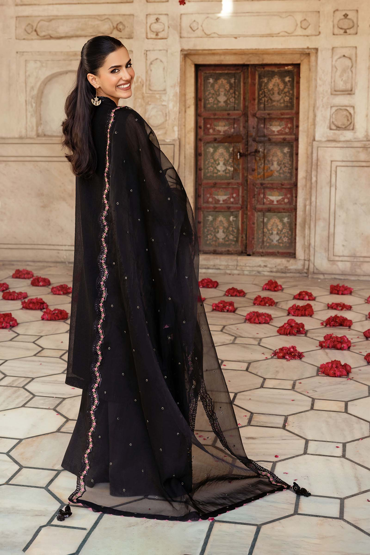 Maria B Mbasic Winter Festive 3PCS Unstitched Collection 2025 | D6