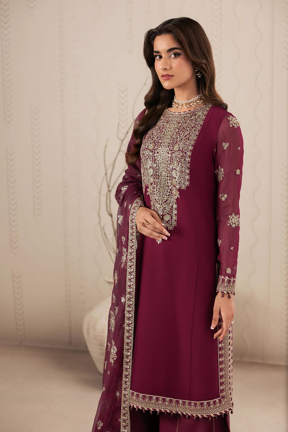 Zarif Bayaan Luxury Chiffon Unstitched Collection | D04 NIDAH
