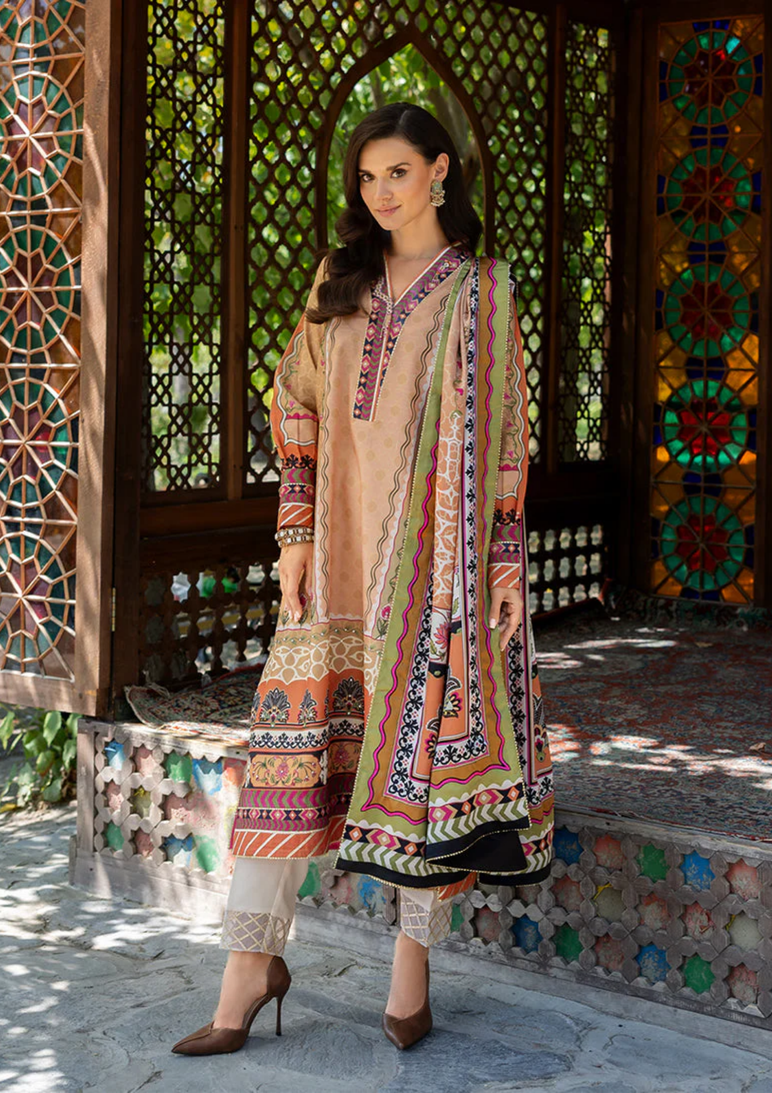 Mushq Hemline Nirvana Printed Silk Unstitched Collection | Solara Cresi