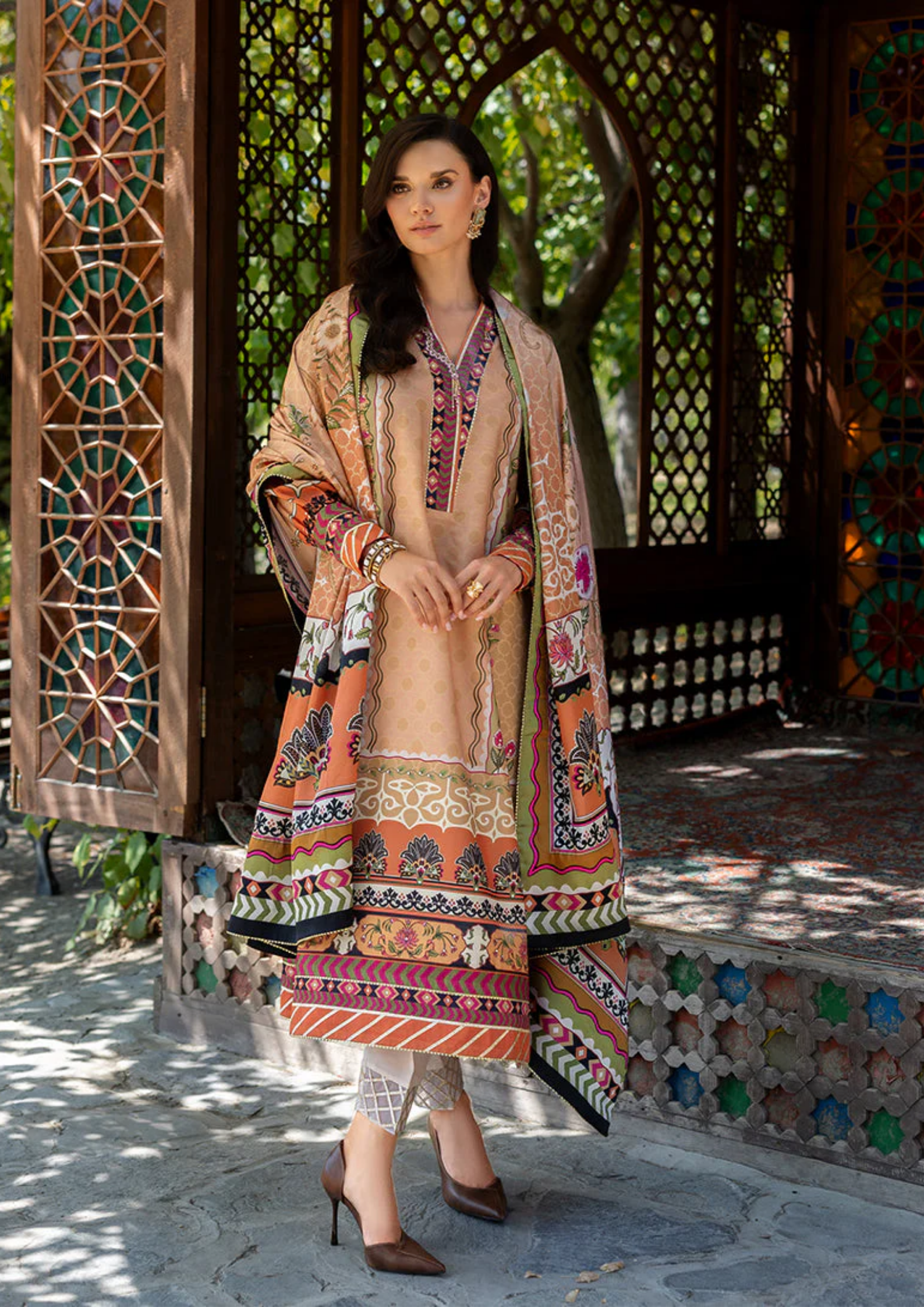 Mushq Hemline Nirvana Printed Silk Unstitched Collection | Solara Cresi