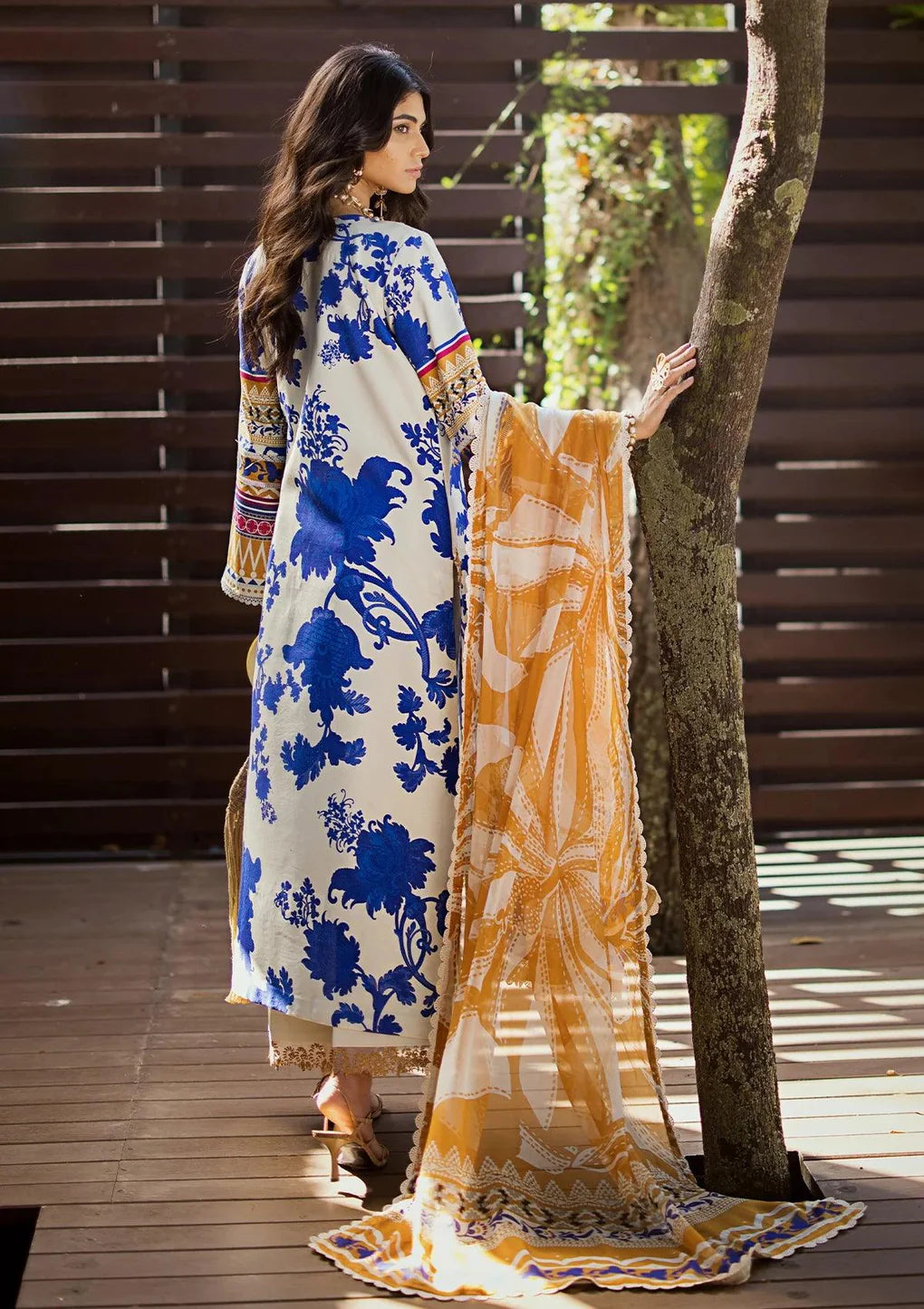 Elaf Signature Embroidered Lawn Collection  2024 | ESL 01A