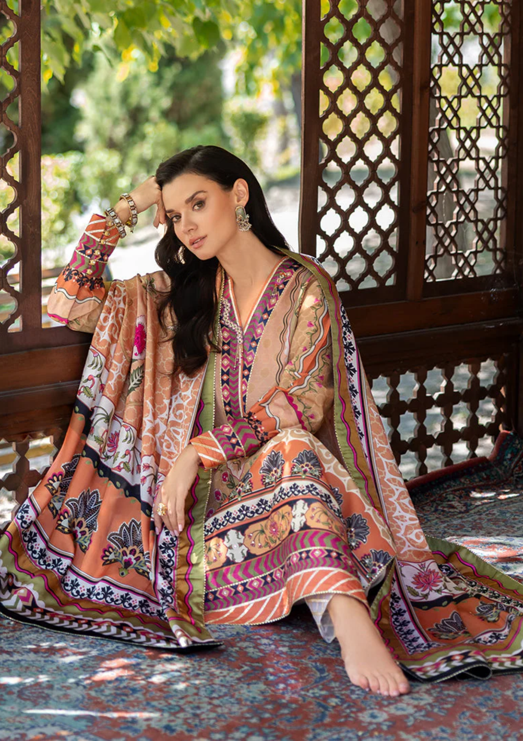 Mushq Hemline Nirvana Printed Silk Unstitched Collection | Solara Cresi